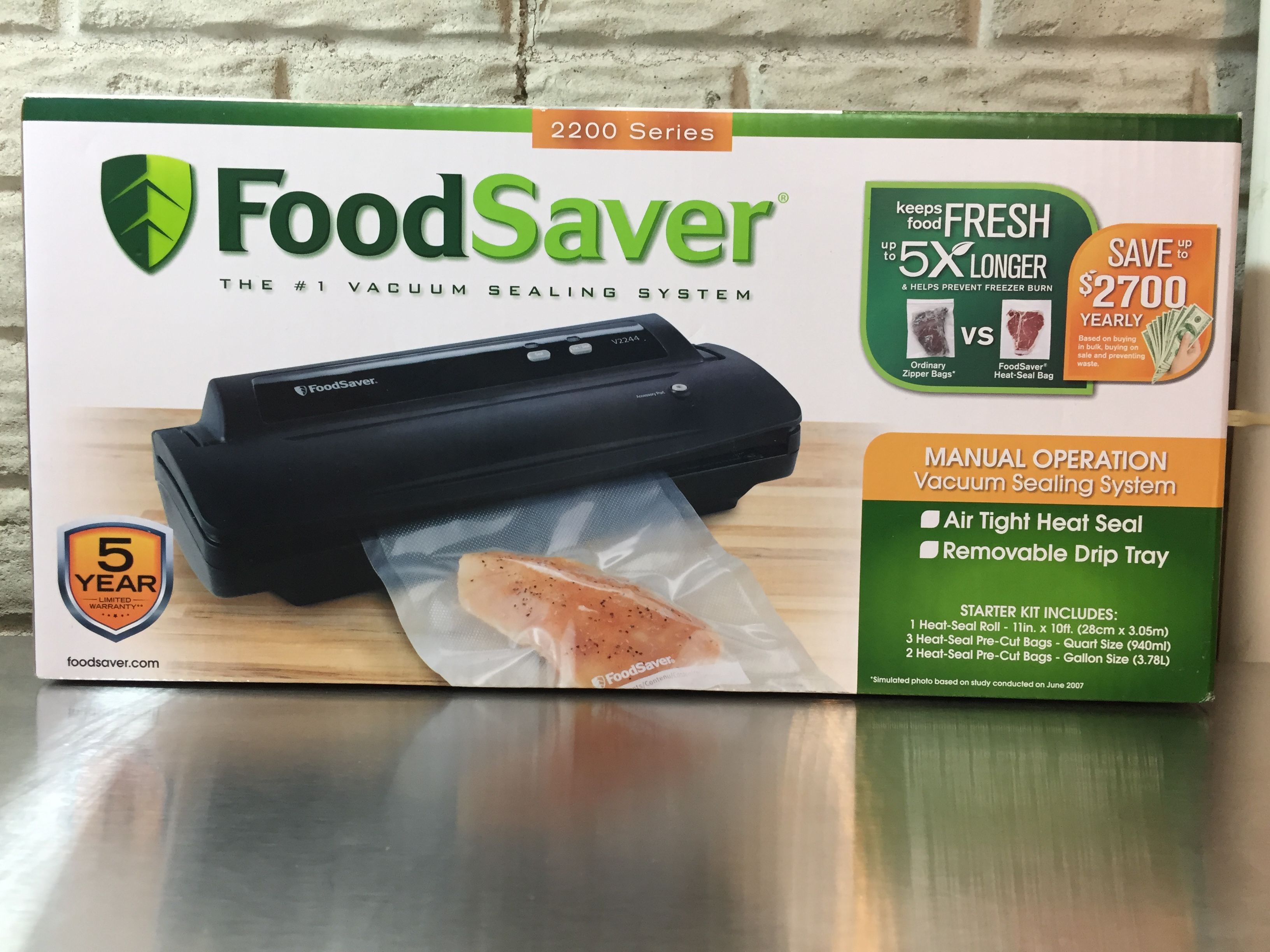 FoodSaver Vacuum Sealing System, 2200 Series
