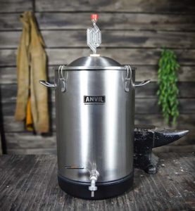Anvil Bucket Fermentor 7.5 Gallon