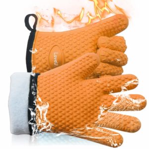 LoveU. Oven Mitts - Silicone and Cotton Double-Layer Heat Resistant Gloves/Silicone Gloves/Oven Gloves/BBQ Gloves - Perfect for Baking and Grilling - 1 Pair (One Size Fits Most, Orange)
