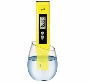 Digital PH Meter Water Quality Tester kit ATC （Automatic Temperature Compensation）High Precision ±0.01 Accuracy Measurement Range 0-14PH