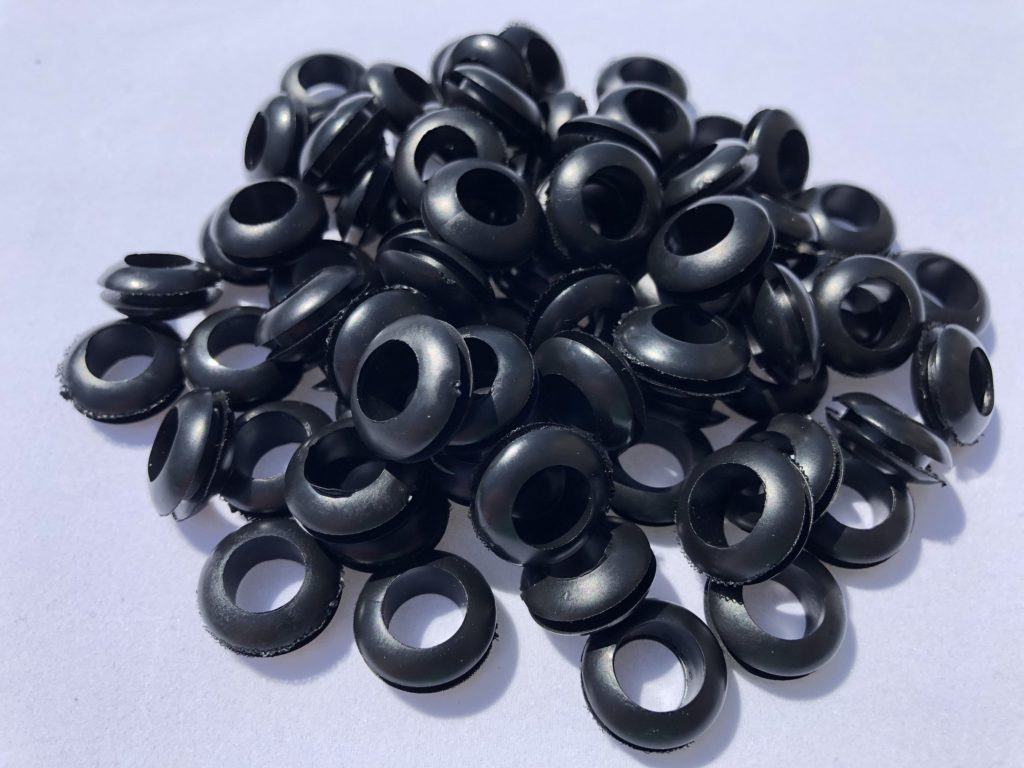 Silicone Airlock Grommets